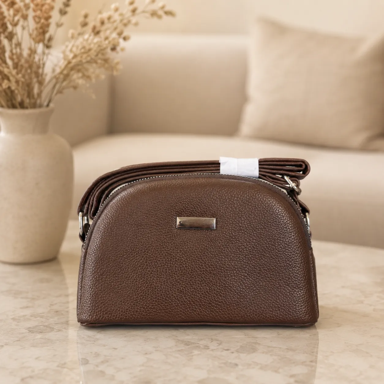arnika-womens-halfmoon-crossbody-bag کیف دوشی زنانه آرنیکا نیمدایره زیپدار - Image 1